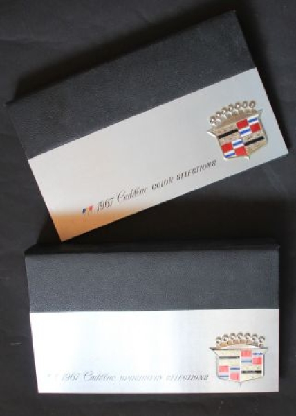 Cadillac Modelprogram Color and Upholstery in 2 aluminium Dealer-Leathermaps with Metallogo (2369)